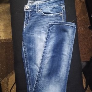 Daytrip Aries Skinny